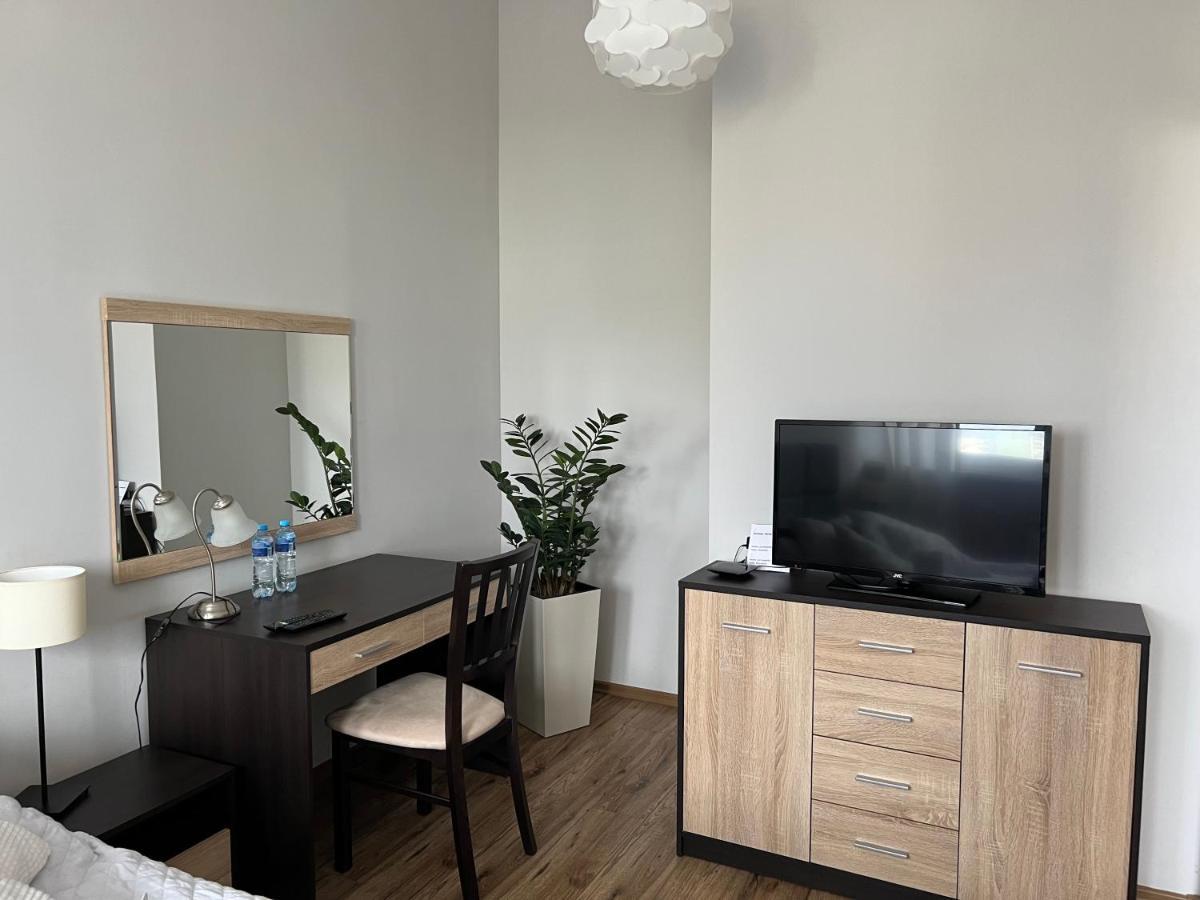 Апартаменты Business Center Скерневице Экстерьер фото