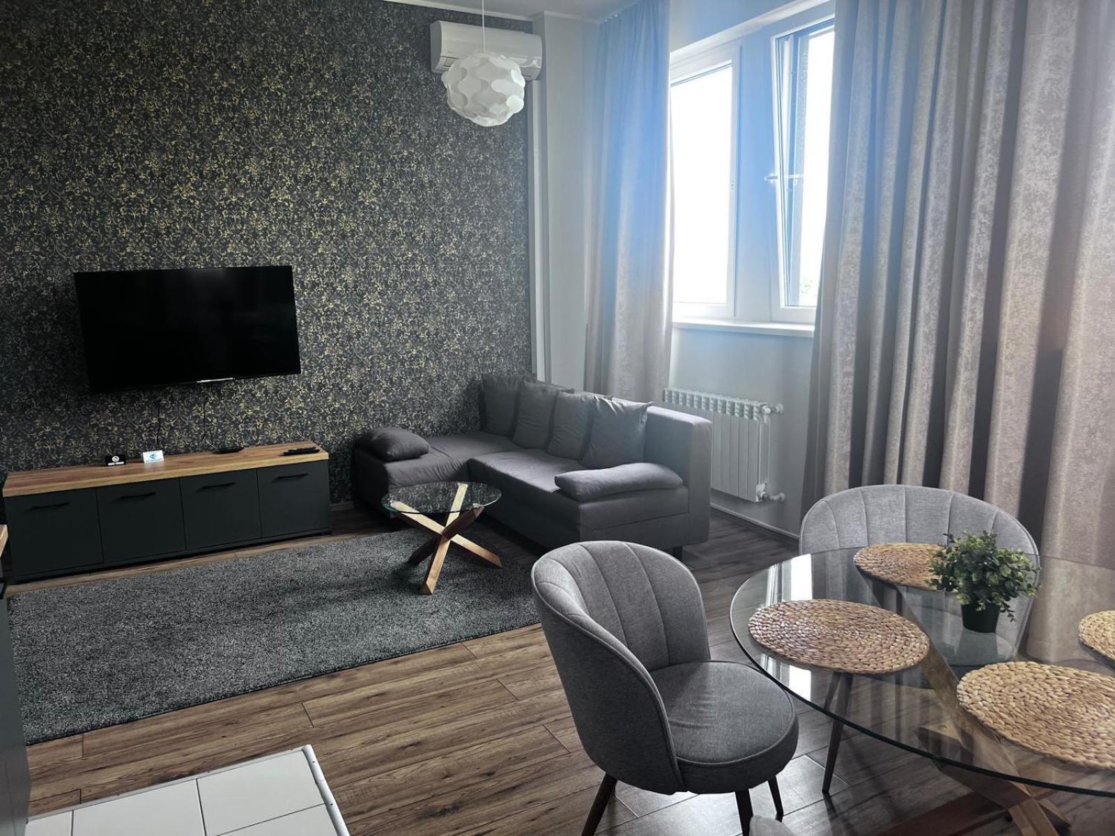 Апартаменты Business Center Скерневице Экстерьер фото